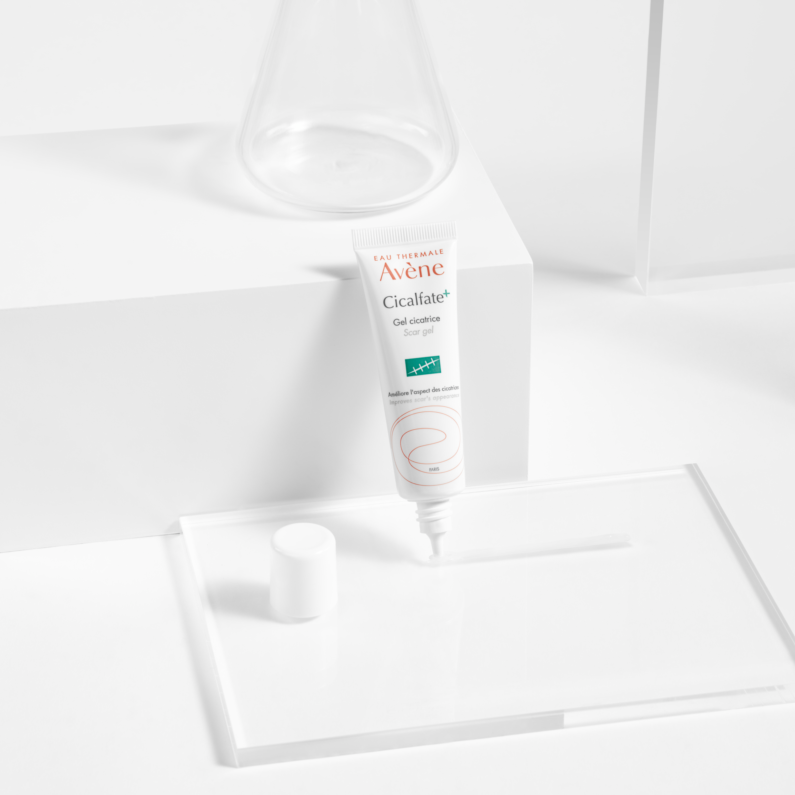 Eau Thermale Avène Cicalfate+ Gel Cicatrice, migliora l'aspetto delle cicatrici, 30ml 