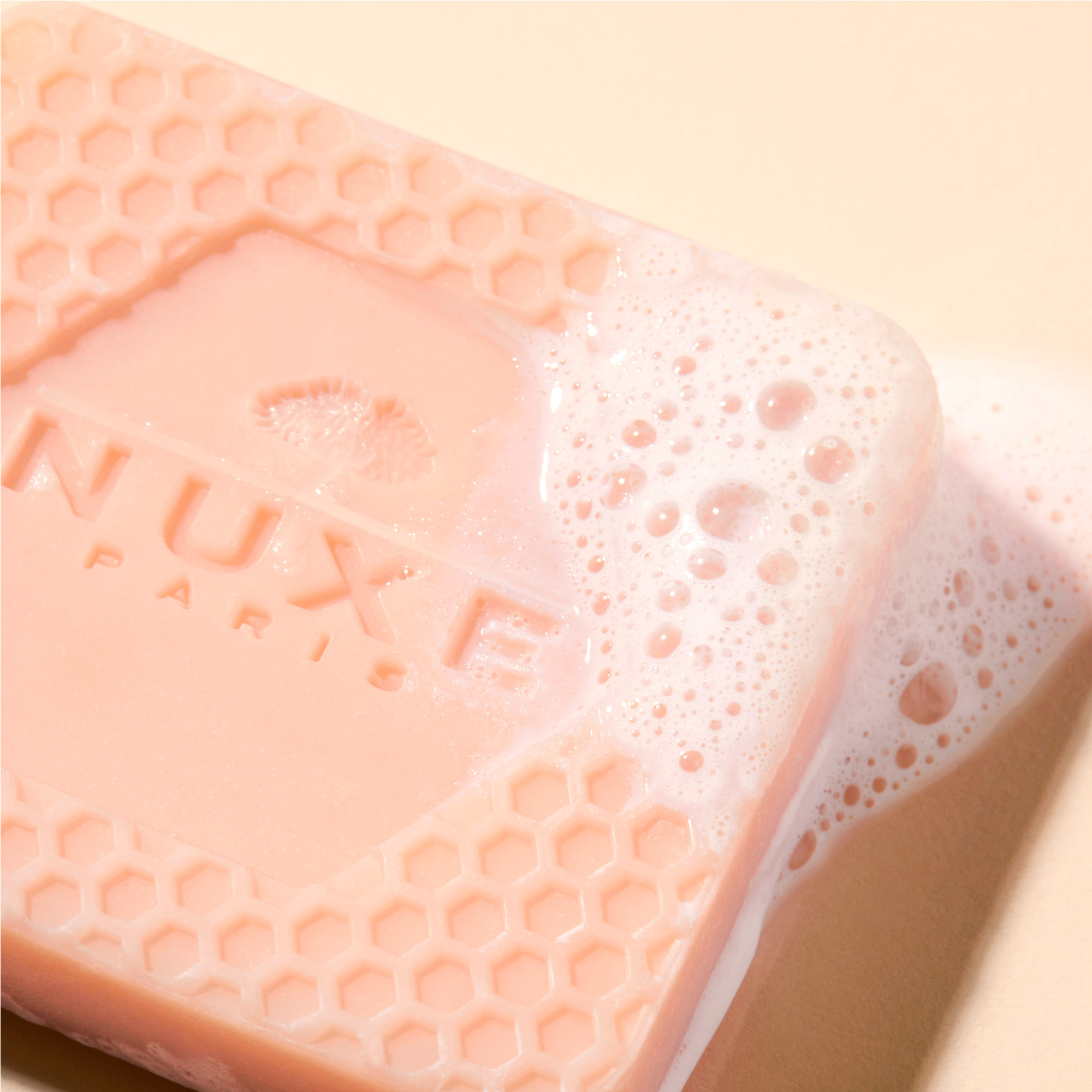 Nuxe - Shampoo Solido Delicato Al Miele 65 gr