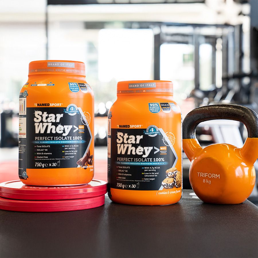 Named Sport - Star Whey Isolate Gusto Cookies & Cream 750 g - Proteine Isolate Del Siero Del Latte In Polvere