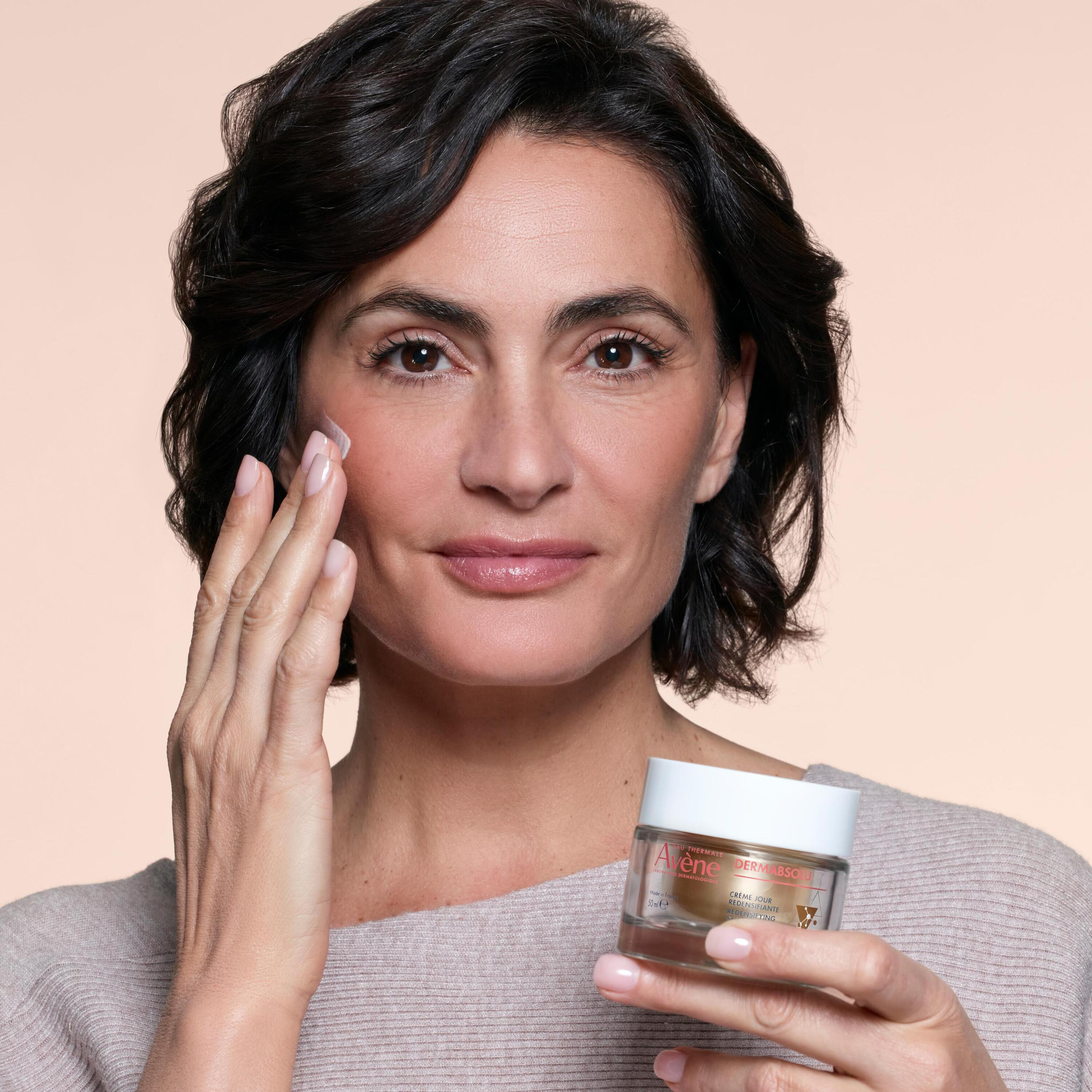 Eau Thermale Avène DERMABSOLU Crema Giorno Ridensificante - ANTI-ETA' 50 ml